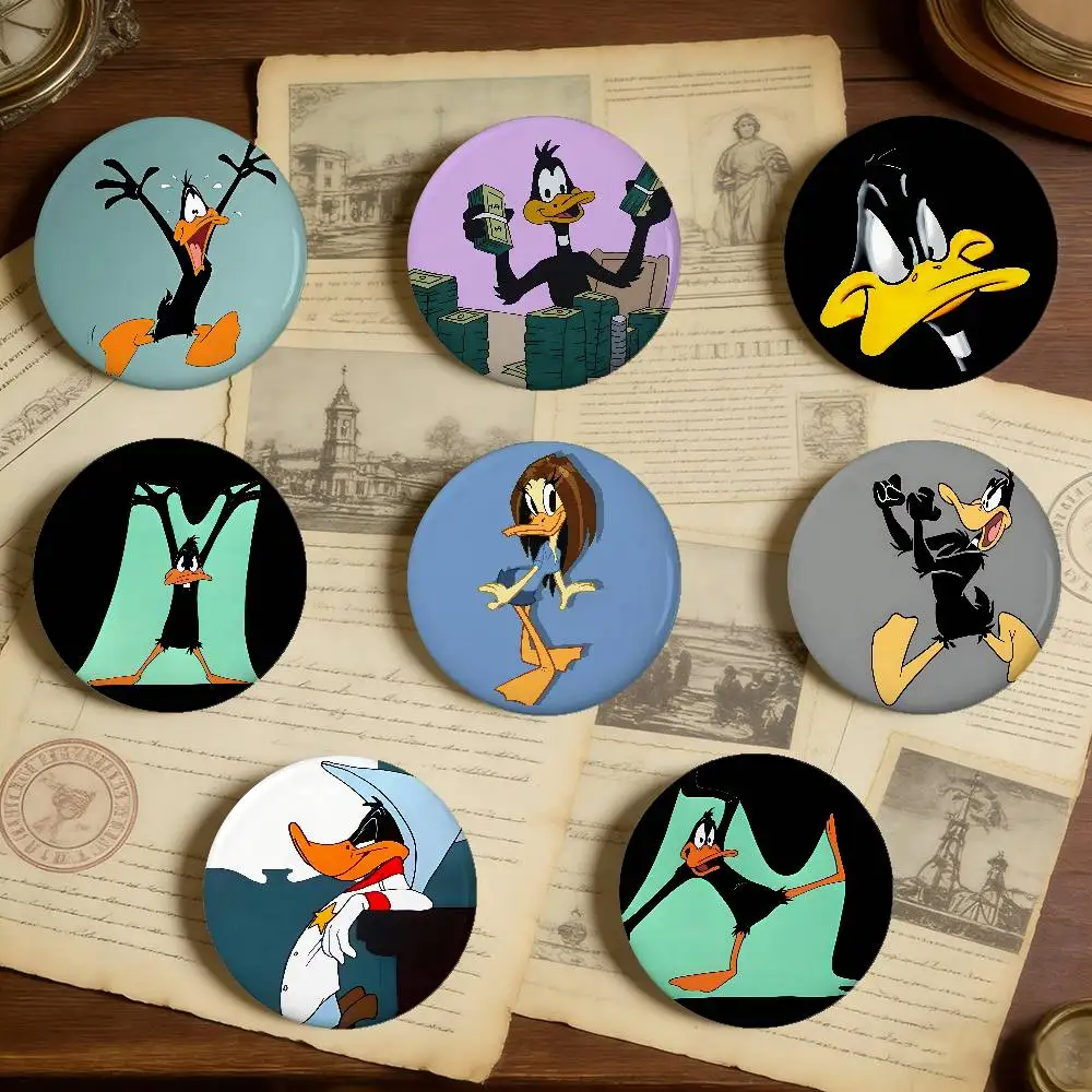 P-Porky DaffyS Cute Duck Badges Peripheral Lapel Pins Tinplate Round Brooch For Shoulder Bag Accessories Souvenir Gifts