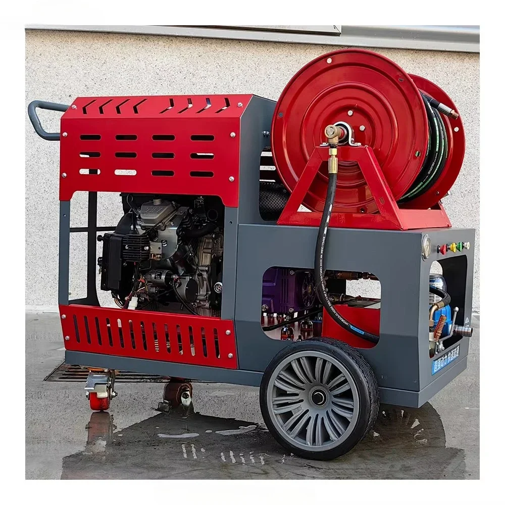 Sewer Pipe Cleaning Machine 200bar 60L Remote Control High Pressure Washer