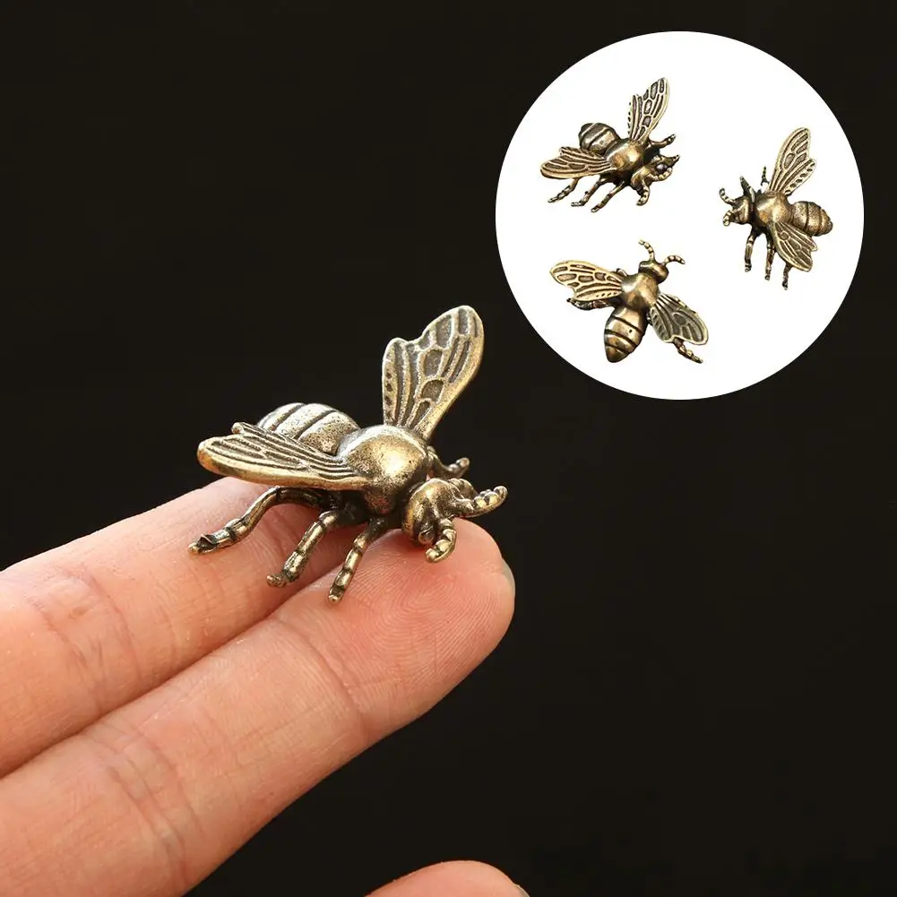 3pcs Brass Little Bee Ornament Solid Brass Insect Decors Statues Mini Home Shaped Figurine Office Decorations for Living Room