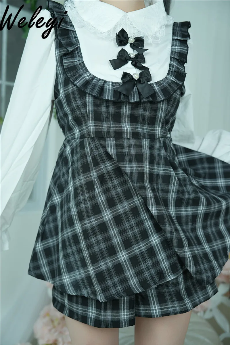 Trajes japoneses con lazo para mujer, novedad de Otoño de 2024, producción en masa de Lolita, dulce y bonito vestido a cuadros de manga larga, pantalones cortos, traje de 2 piezas