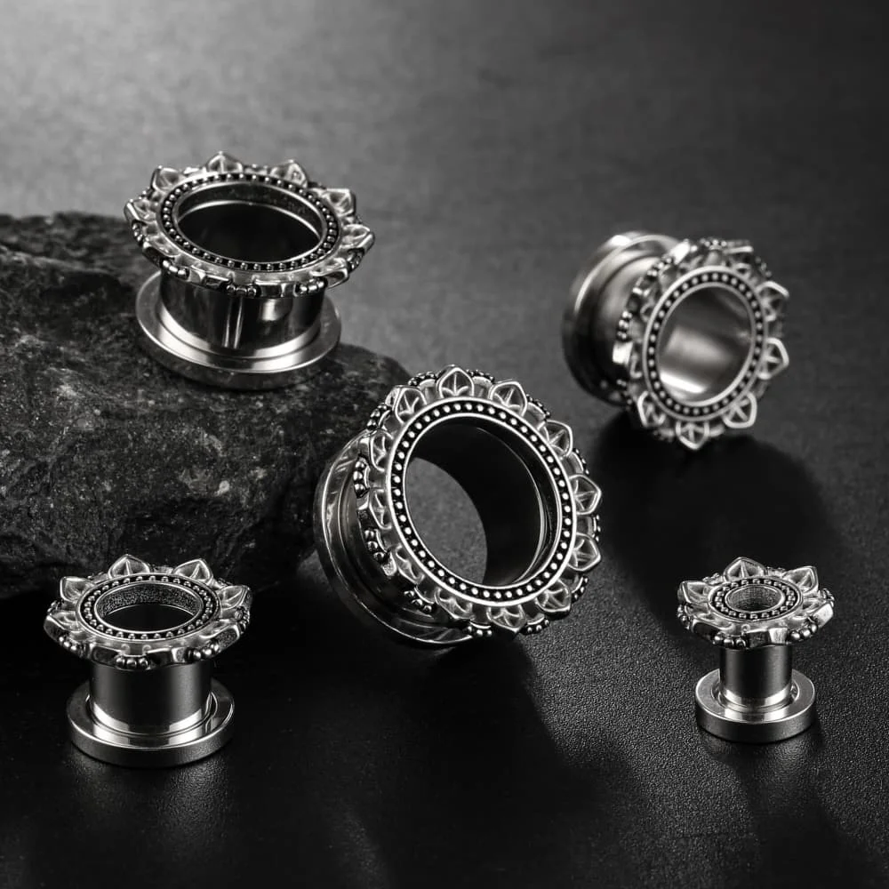 Giga 2PCS Lotus Ear Tunnels Gauges Plugs Expander Stretchers Stainless Steel Piercing Body Jewelry Earrings Women Men Elegant