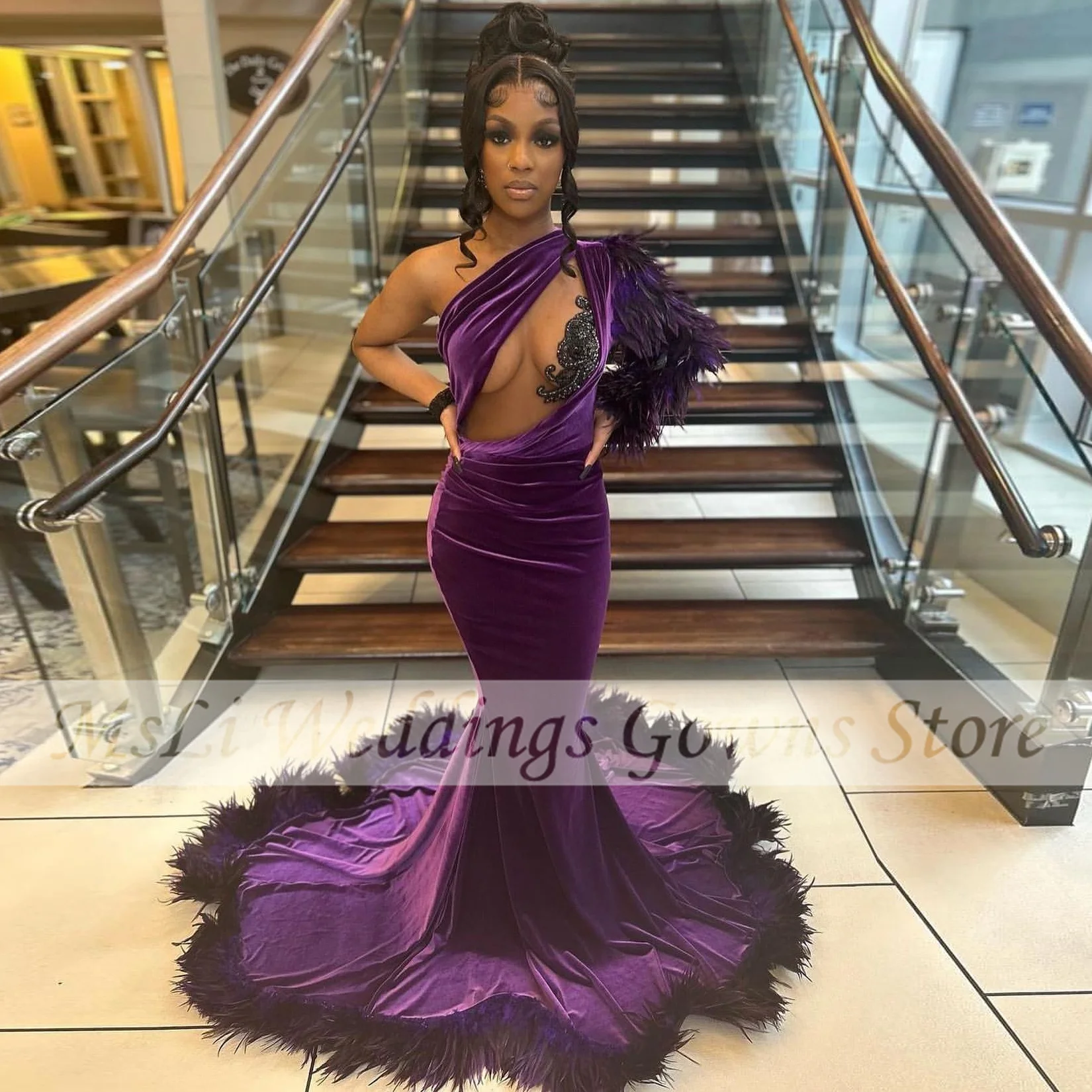 Vestidos de baile de veludo com penas, um ombro, trem doce, festa formal, vestido de noite, roxo escuro, luxo, 2023