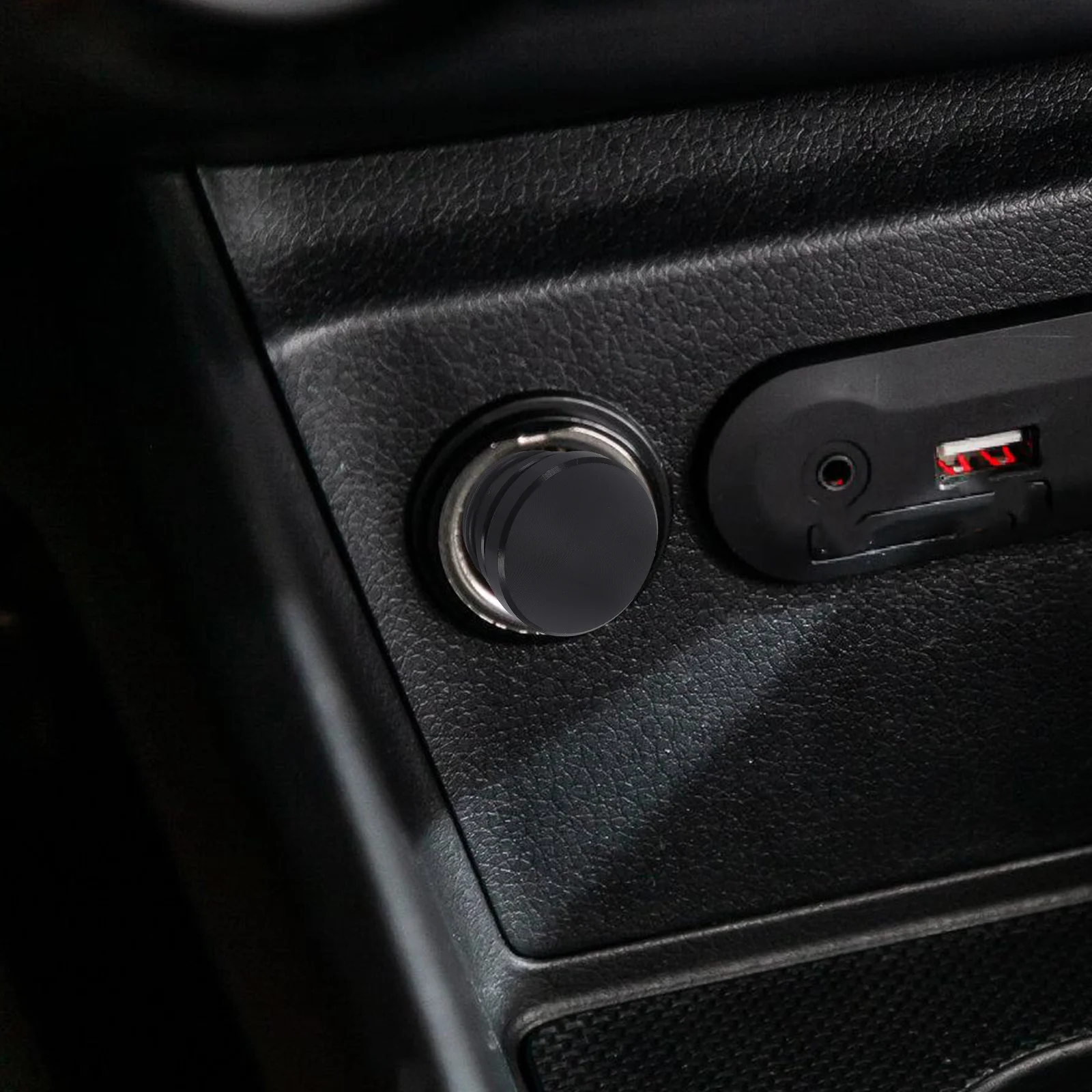 

2Pcs Car Cigarette Lighter Dustproof Cap Aluminum Alloy Material Easy to Use Repeatedly Durable Automotive Supplies