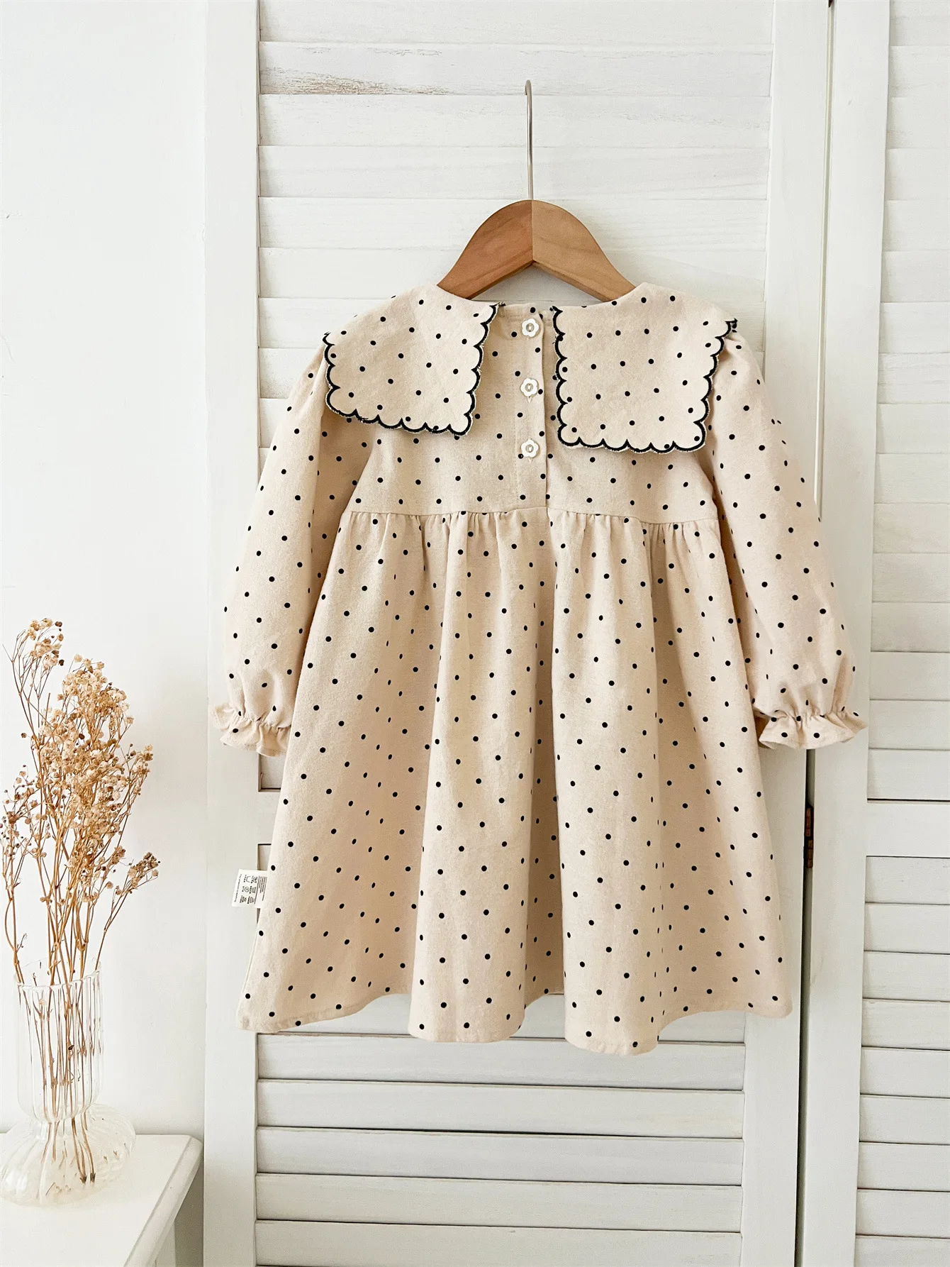 Frühling Herbst Retro Mädchenkleidung Modisches Kleid Niedliches Langärmeliges Prinzessinnenkleid für Mädchen Mädchenhaftes Besticktes Süßes Freizeitkleid – Detail 2