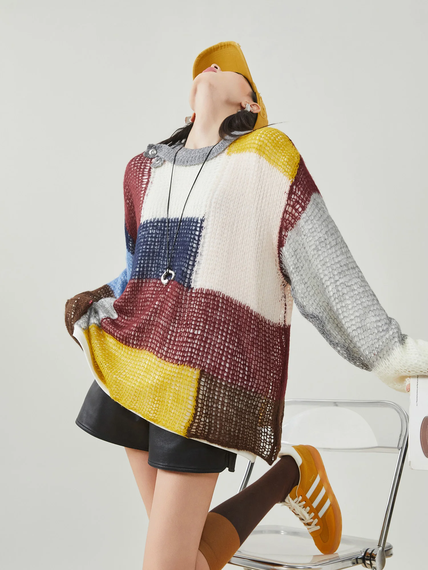 

Retro American Splice Hollow Knitted Sweater Women Loose Korean Version High-End Feeling Fake Two-Piece round Ne Casual Top