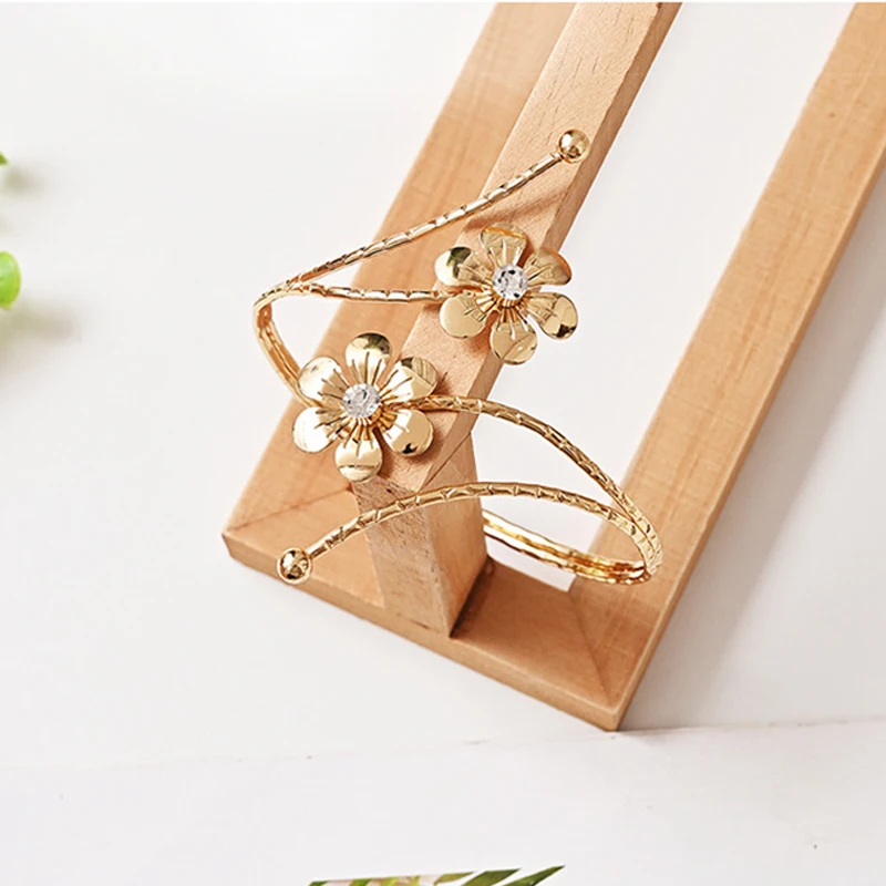 1PC Licht Luxus Doppel Blume Vorhang Schnalle Gold Silber Vorhang Halter Metall Vorhang Strap Moderne Minimalistischen Vorhang Clip