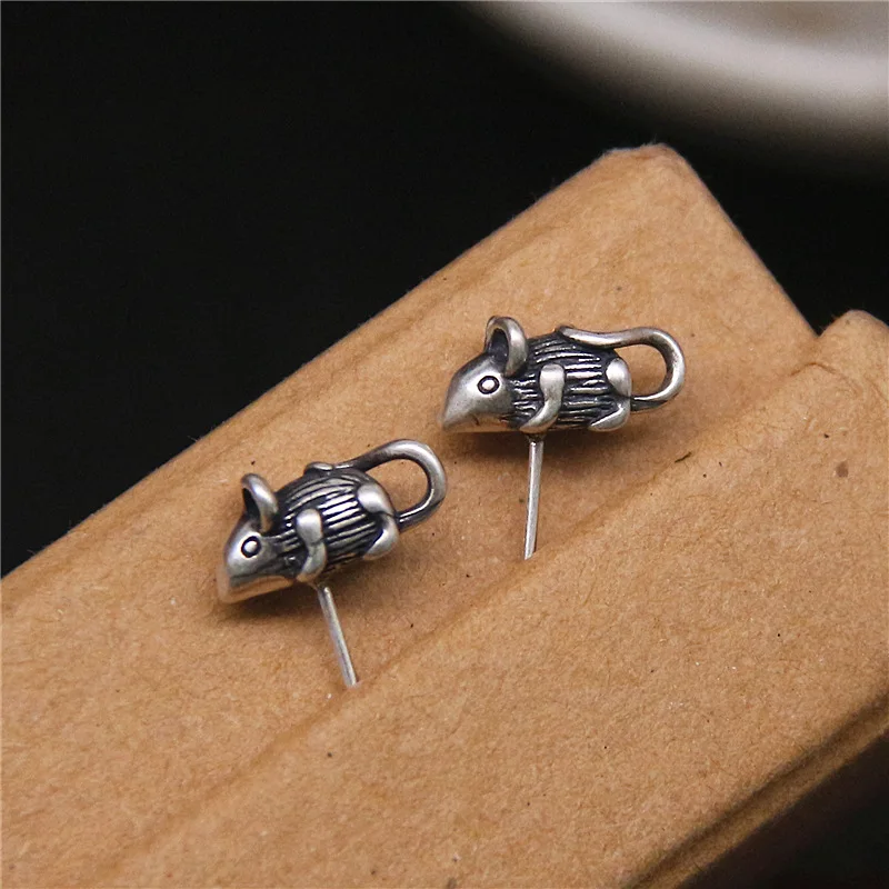 Hand Carving Retro Silver Color Unique Texture Stereoscopic Little Mouse Earrings Women's Literature and Art Temperament Earring