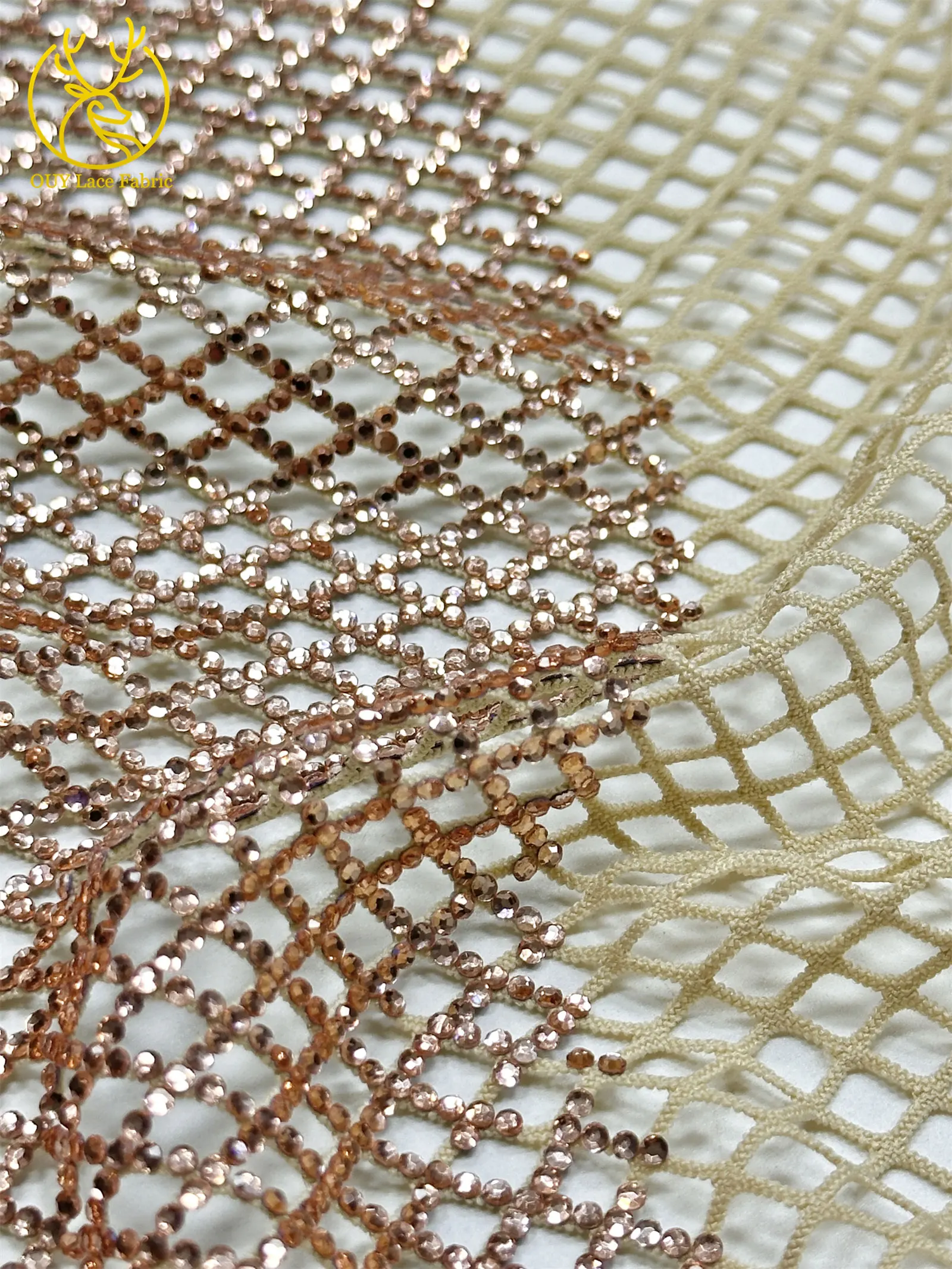 Eisblauer Nigerianischer Glasdiamant-Netzstoff 2026 Hochwertiger Afrikanischer Spitzenstoff Hochglänzender Hochzeits- und Partykleid-Stoff zum Nähen – Detail 11