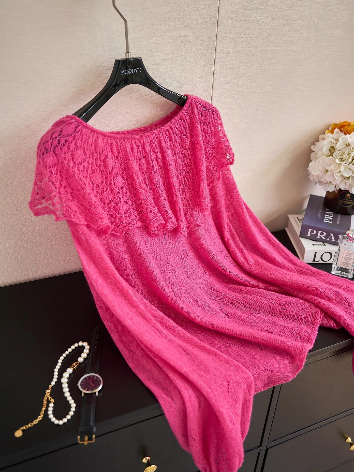 

Red Velvet Knitted Woolen Sweater with Ruffle Collar And Lantern Sves Soft Camere Yarn Commute Sle Women's Faion