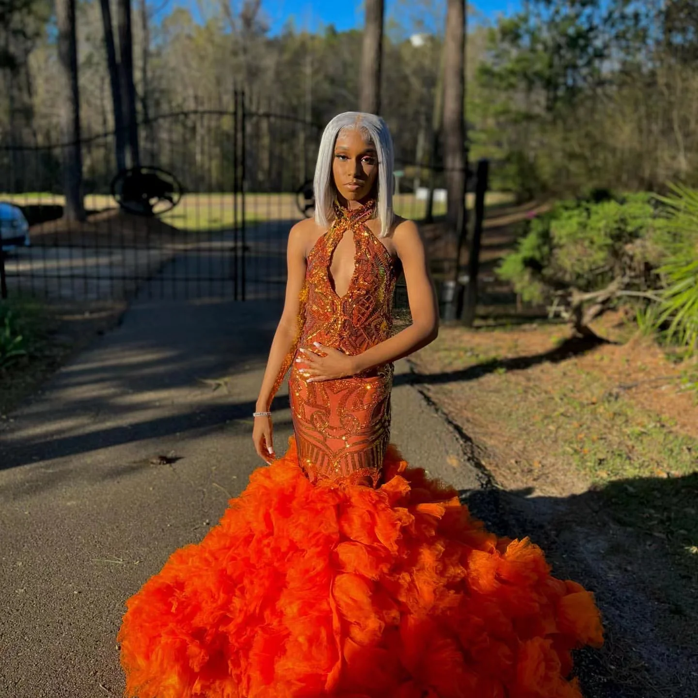 Orange Pailletten Prom Kleider 2022 Halfter Ärmellose Lange Meerjungfrau Kleider Afrikanische Promi Party Abendkleid Für Schwarze Mädchen