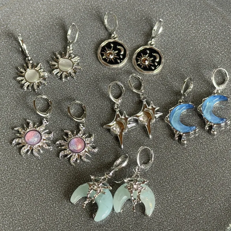 Y2K Sun Moon الفولاذ المقاوم للصدأ هوب القرط العصرية الكلاسيكية هوب ترصيع للنساء مجوهرات الأزياء