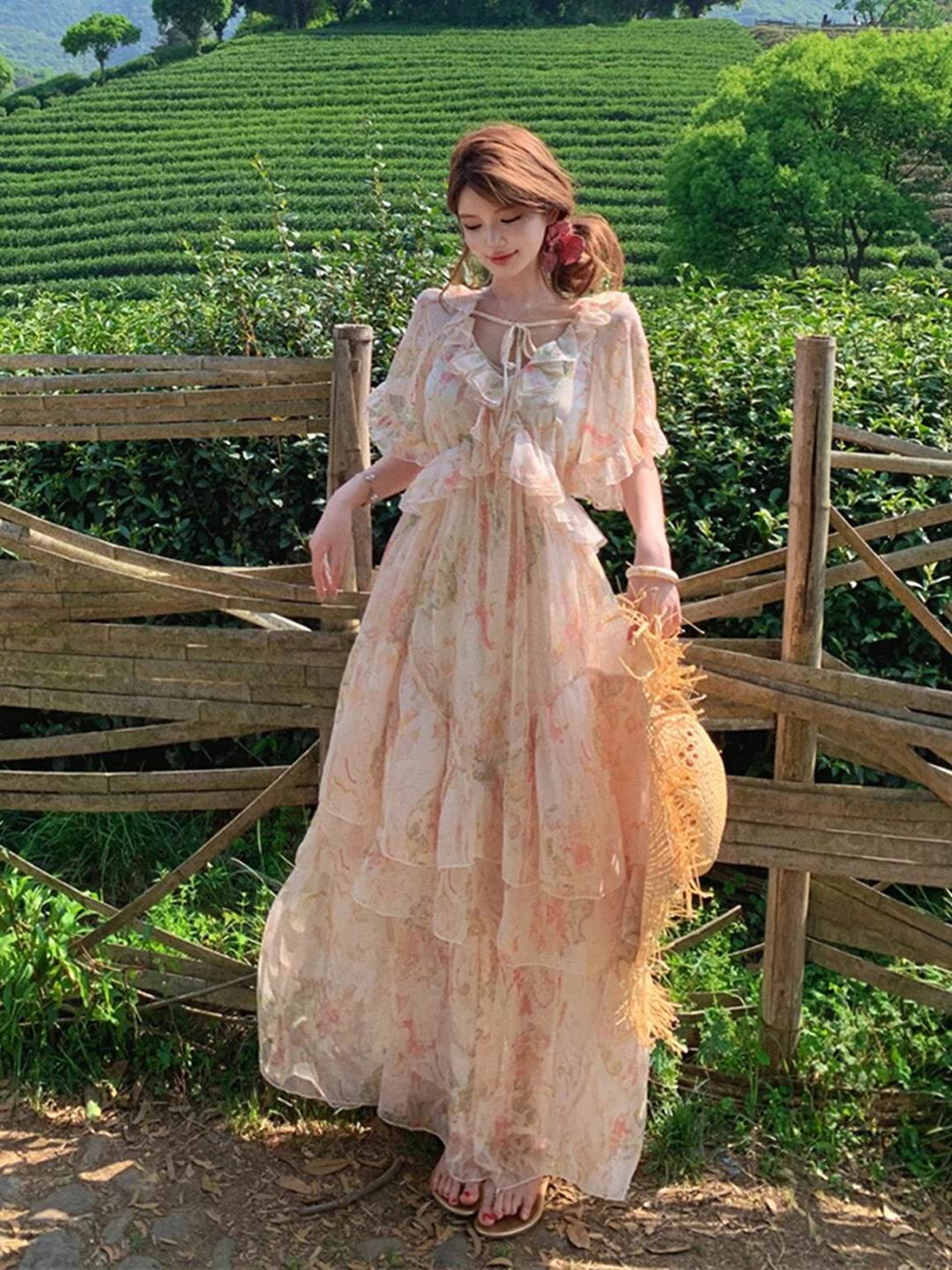 

Gentle Wind Beautiful V-neck Floral Fairy Long Dress Unique Exquisite Summer Dress City Commute Church Outdoor Casual Tour