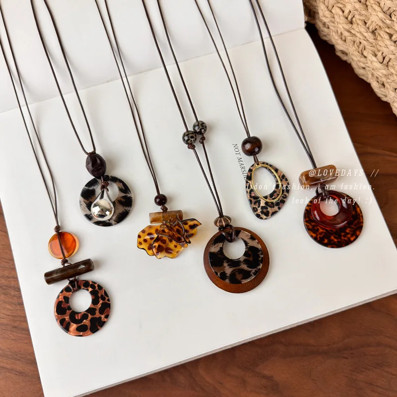 Necklace Vintage Leopard Print Acetate Wood Bead Braided Rope Long Sweater Chain Ethnic Brown Women Lightweight Daily