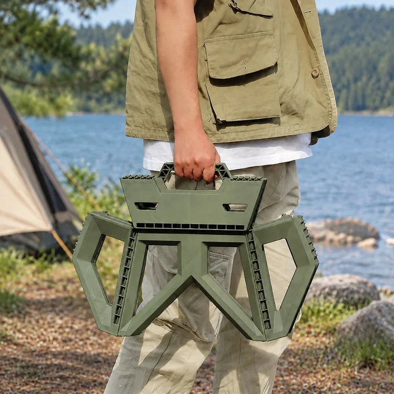 Portable Outdoor Folding Stool, Lightweight and Robust, Ideal for Camping, Fishing, and Beach Activities