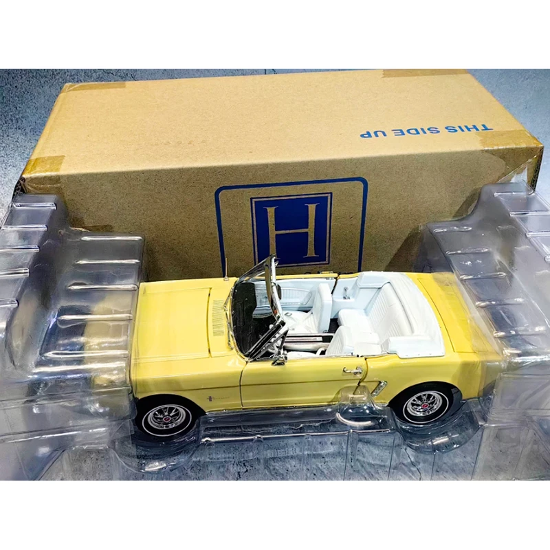 ダイキャスト 1/18スケール 1965年式 マスタング 4.6 コンバーチブル 合金製 シミュレーションカーモデル コレクション 装飾 ギフト 静態ディスプレイ