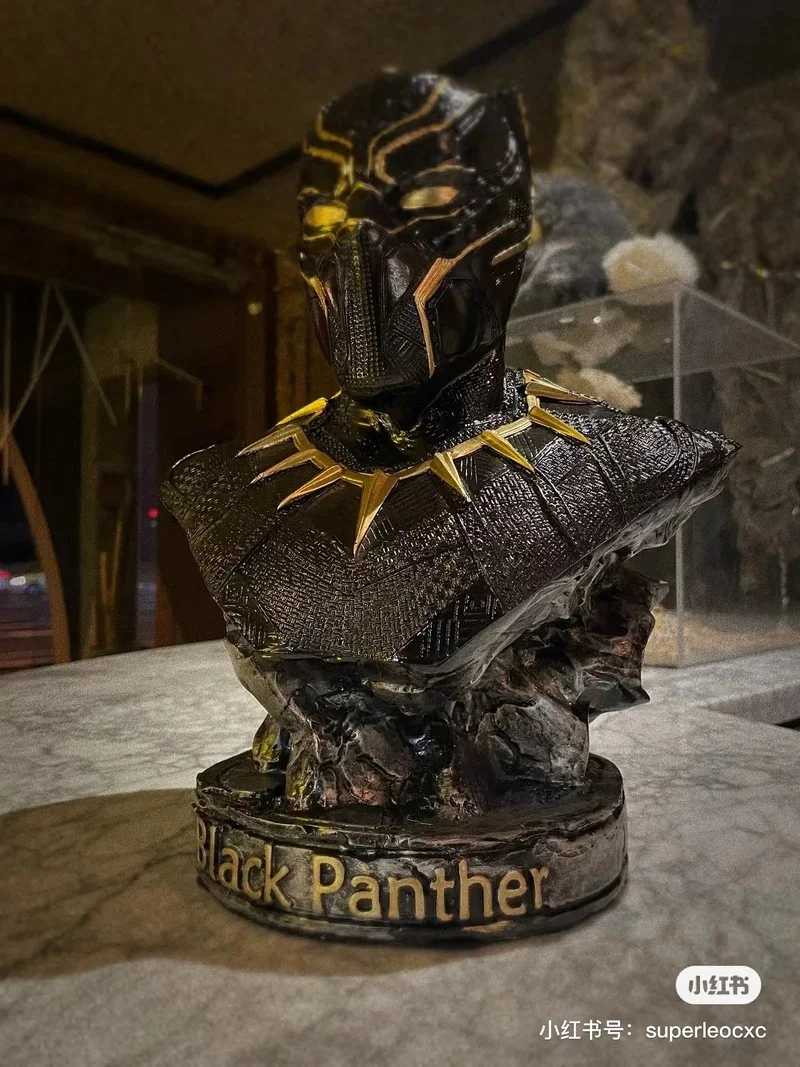 

Marvel Avengers Black Panther Gold Edge Bust Resin Statue Anime Peripheral Model Living Room Ornament Collection Kids Toy Gift