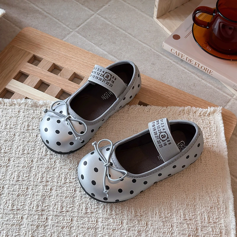 Frühling Herbst Kleinkind Mädchen Schwarze Polka Dot Mary Jane Schuhe mit Schleife und Elastikband Rutschfest für Alltag Schule Outdoor Freizeitkleidung – Detail 4