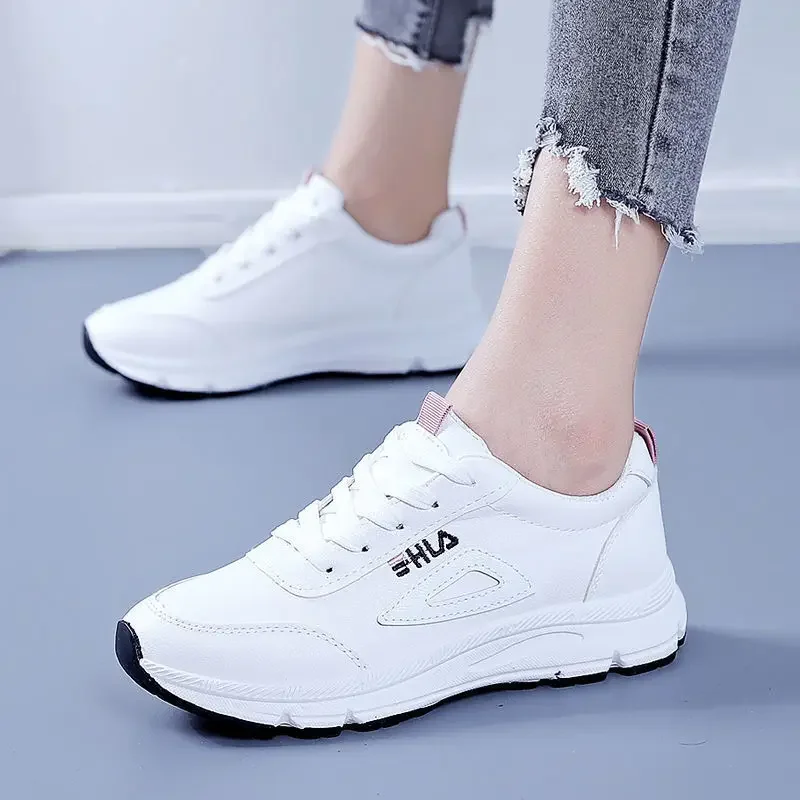 Spring and Autumn New Women's Leather Face Casual Sports Shoes Korean Edition White Women's Shoes Student Running Shoes