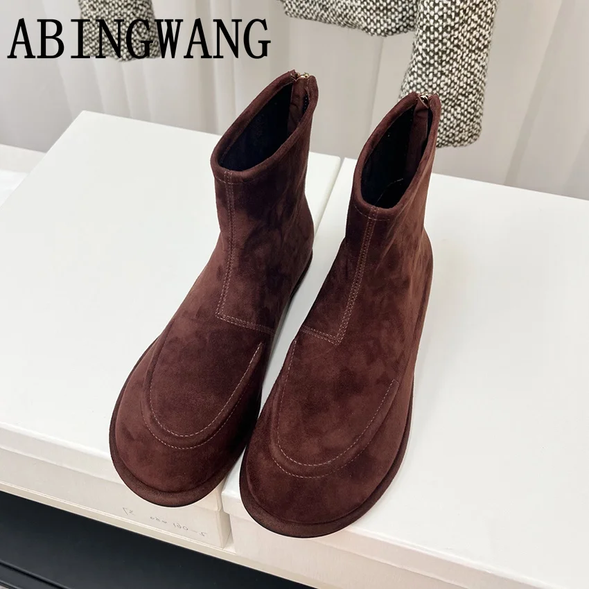 

2025 Autumn Winter New Suede Flats Heels Ankle Boots Women Round Toe Casual Chelsea Shoes Women Sexy Short Boots Mujer