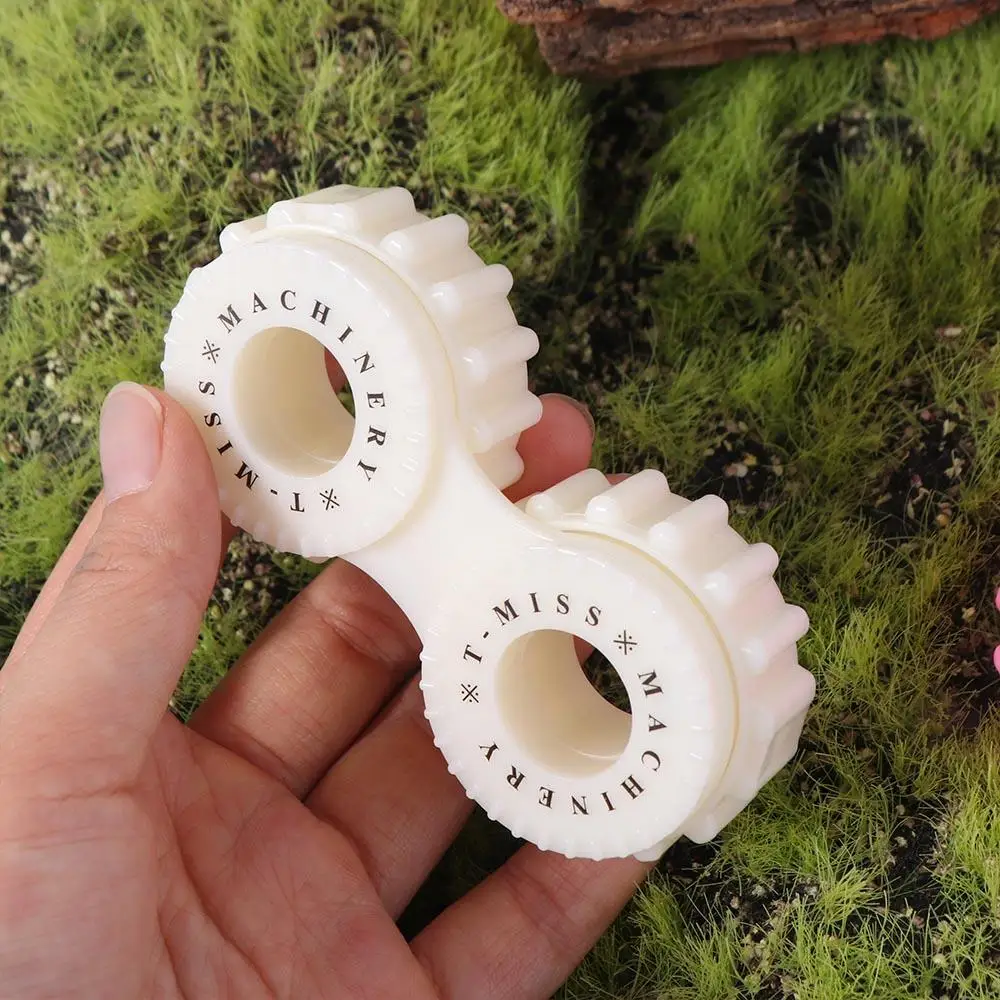 Spinning Top Fingertip Gyroscope Plastic Durable Hand Spinner Chain Gear Diy Fingertip Sprocket Stress-relieving Gyroscope