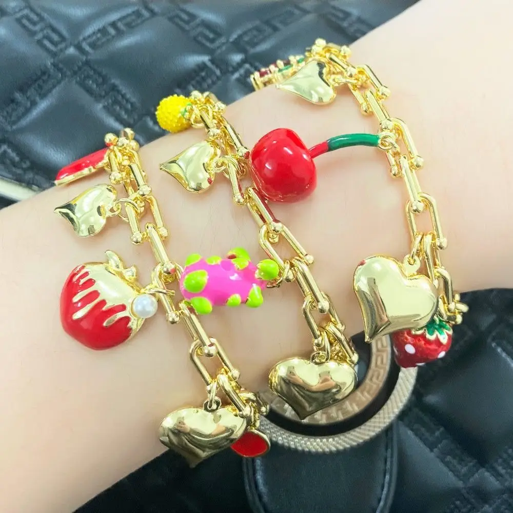 

Sweet Retro European Style Strawberry Necklace Loveheart Gilded Cherry Bracelet Luxury Fruit Series Pitaya Chain Choker Spring