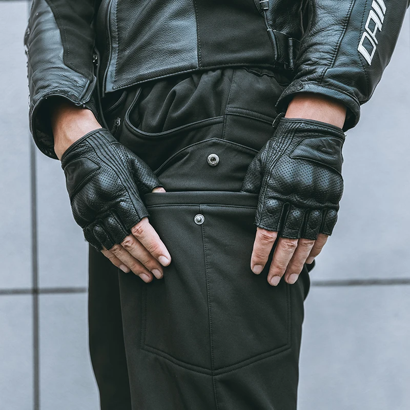 ROCKBROS Motorcycle Pants With Knee and Hip Protection Men Women Winter Fleece Warm Long Trousers Electric Vehicle Bicycle Pants