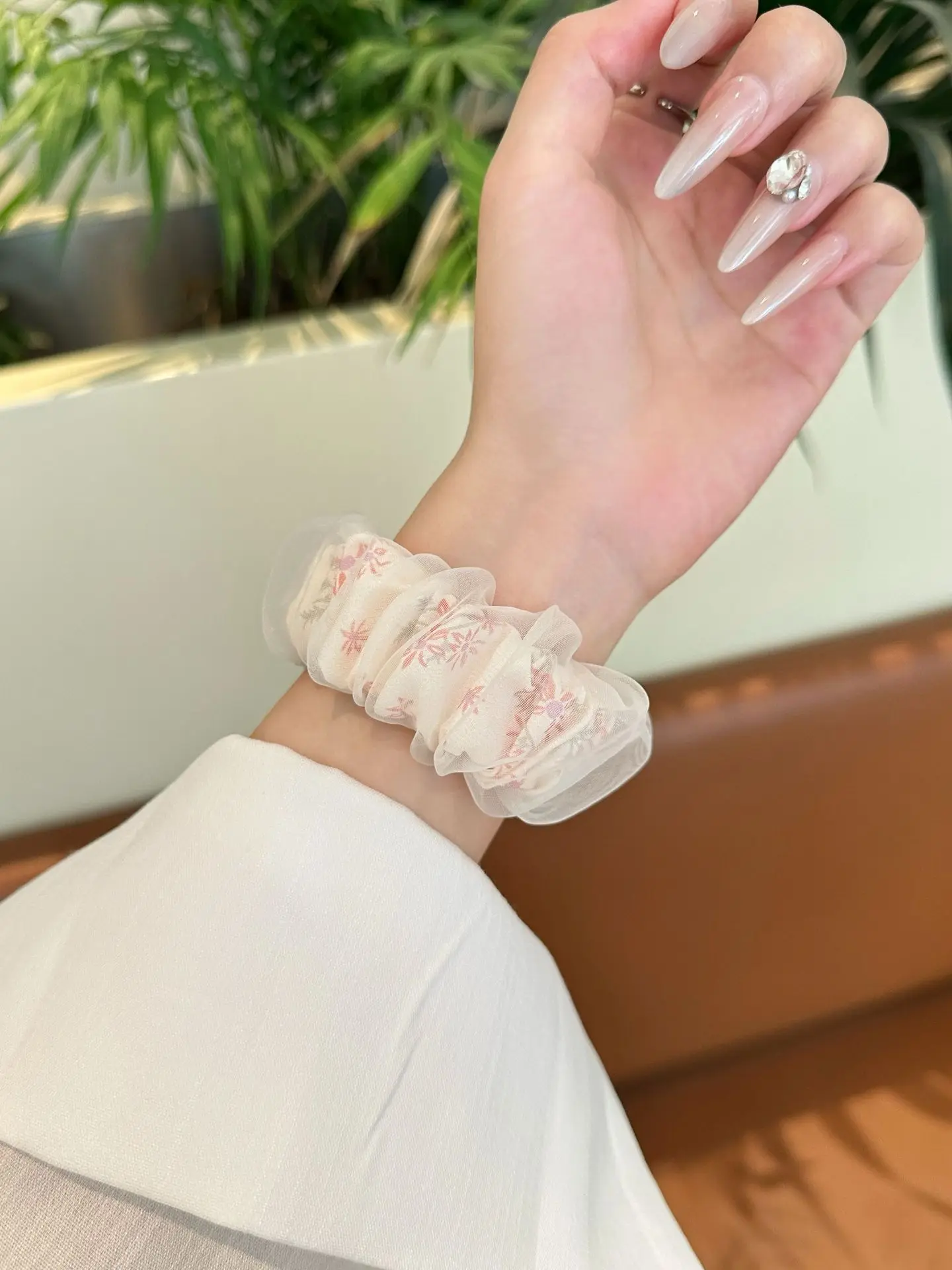 Stretchy Scrunchie Wristband for All Range of Apple Watch Series Colorful Mesh Scrunchie Strap