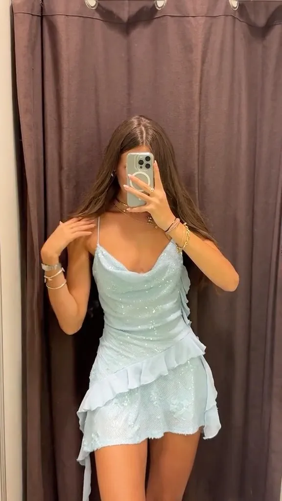 Thumbnail 4 - #13 Trending Cocktail Dresses Right Now
