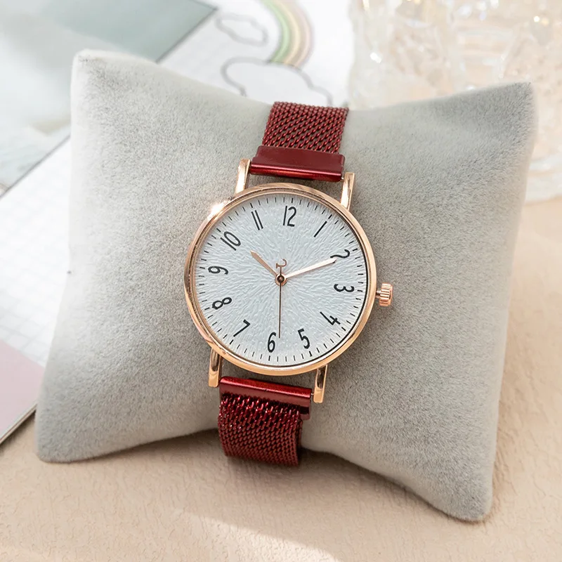Fashion Women's Magnetic Strap Quartz Watch Digital Student Wristwatch Fashion Female Casual Ladies Watches Daily Wear Girl Gift