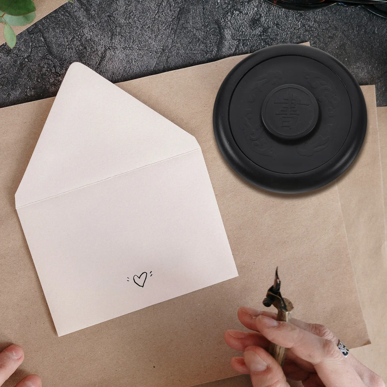 Covered Inkslab for Calligraphy Made of Strong PP Material Retro Color Long-Lasting Wear-Resistant Ink Slab for Writing