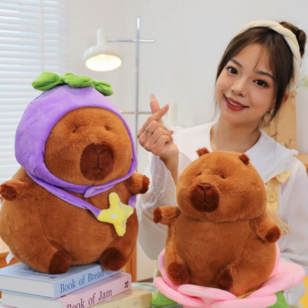 Mignon habiller Capybara peluche Simulation moelleux Capybara peluche jouet dessin animé doux Capibara moelleux poupée décor à la maison