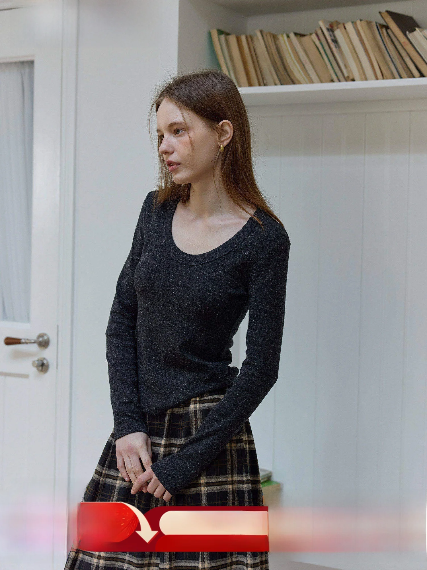 

Универсальная женская футболка с длинным рукавом и U-образным вырезом, облегающая, осенне-зимняя, новая, базовый слой, разноцветная, из мягкого хлопка с рюшами