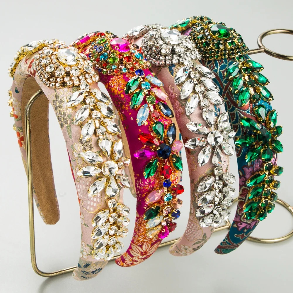 

Fashion Retro Palace Style Full Diamond Sponge Headband Elegant Embroidered Pattern Fabric Hair Accessory