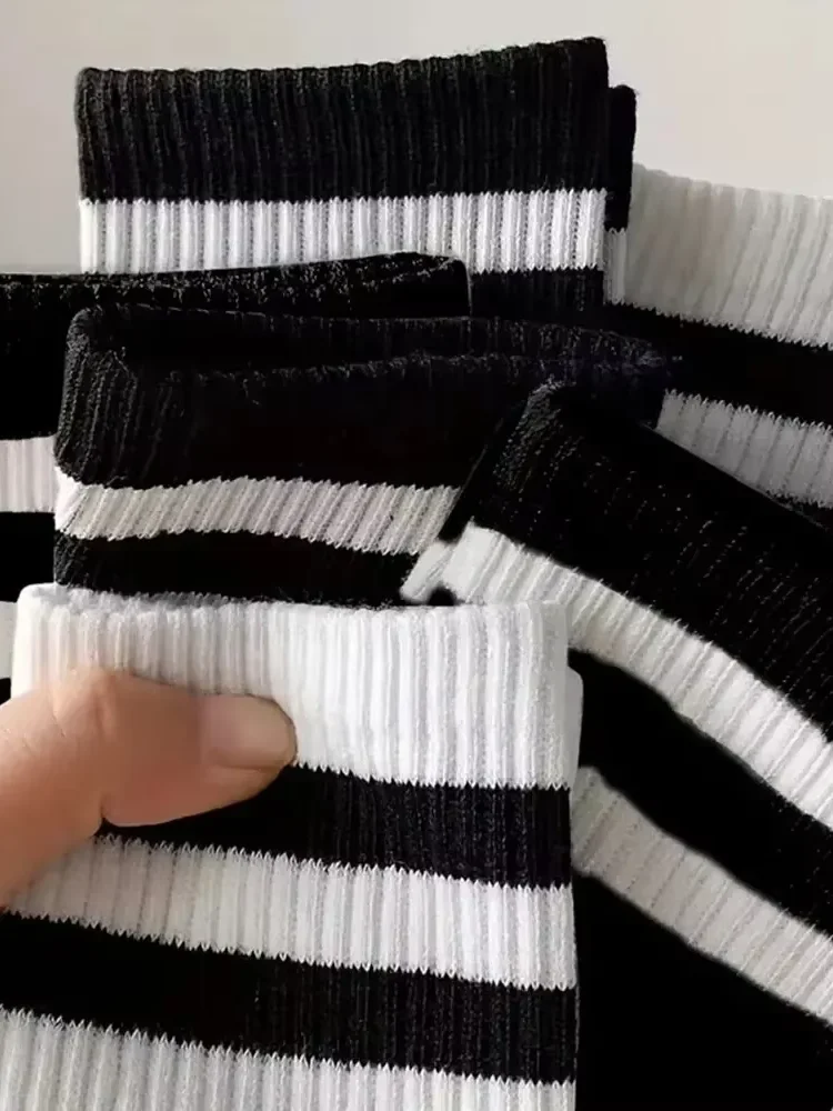 Men Classic Mid Tube Socks Autumn Simple Casual Black White Striped Breathable Socks Casual Daily Wear