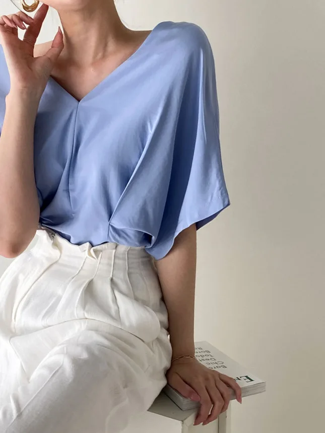 

Chic Summer New Sle V-Ne Faion Pleated Split Design Color ort Sve irt Women's Top Commute Slim Fit Batwing...