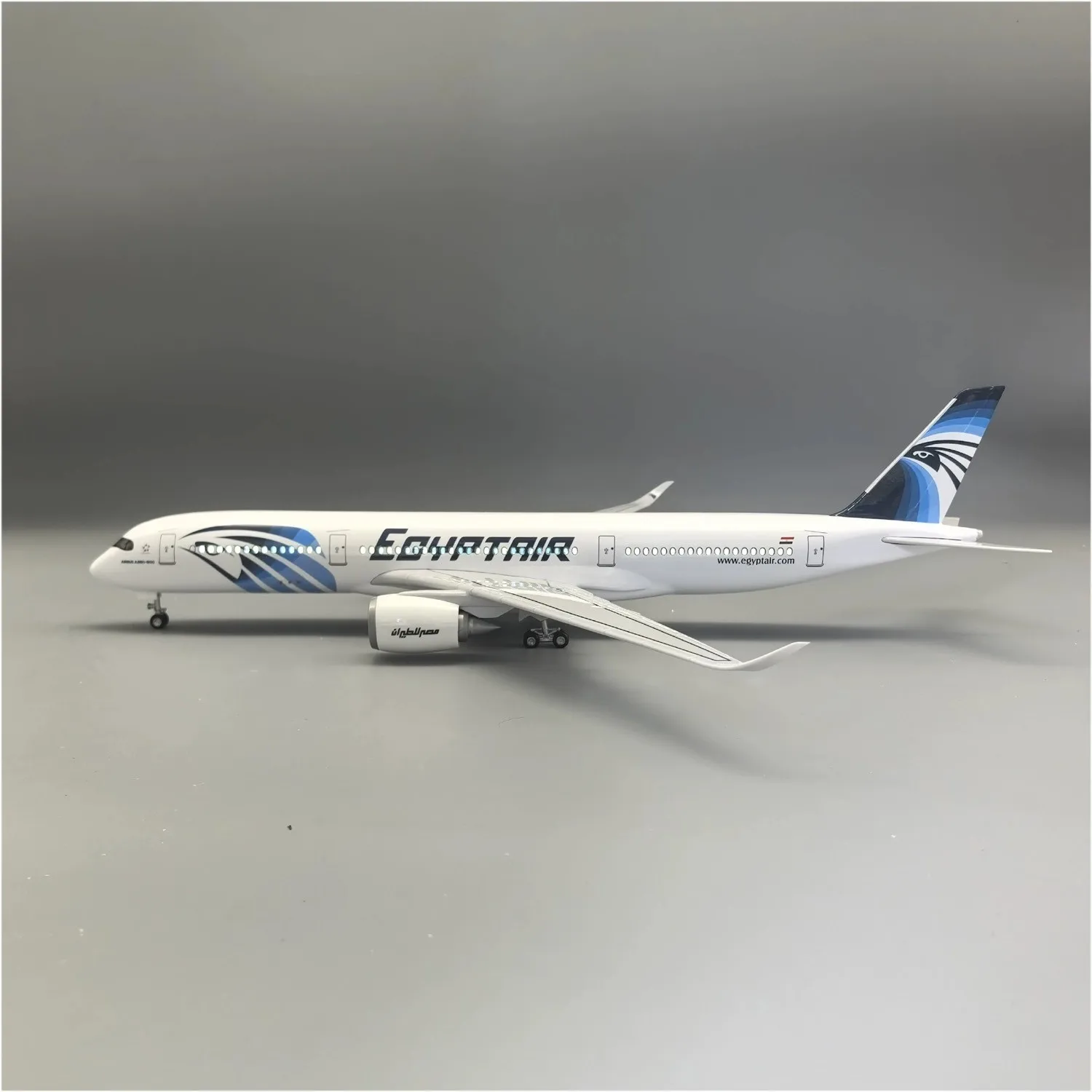 47cm Resin Toy Model 1:142 Scale Aircraft A350 Egypt Airways Diecast Airplanes Building Kit With Lights & Stand Offices Decor