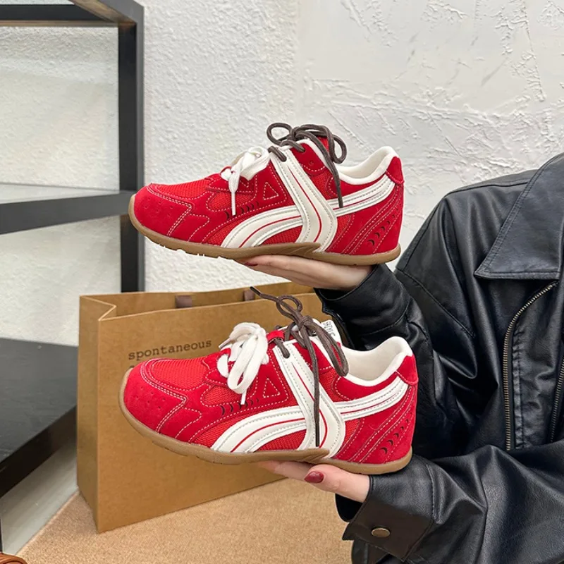 

2025 Chunky Sneaker Plus Size Women Men Designer Retro Running Shoes Fashion Casual Leather Mesh Breathable Flat Platform Shoes