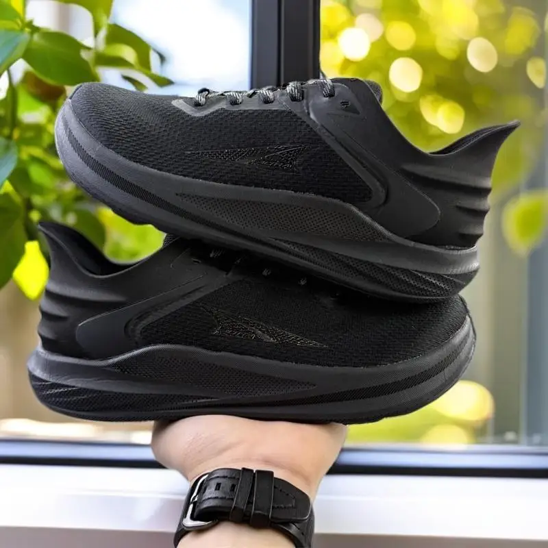 Christmas ShoesBreathable Training Sports Shoes, Knitted Upper, Sweat Quick - dry