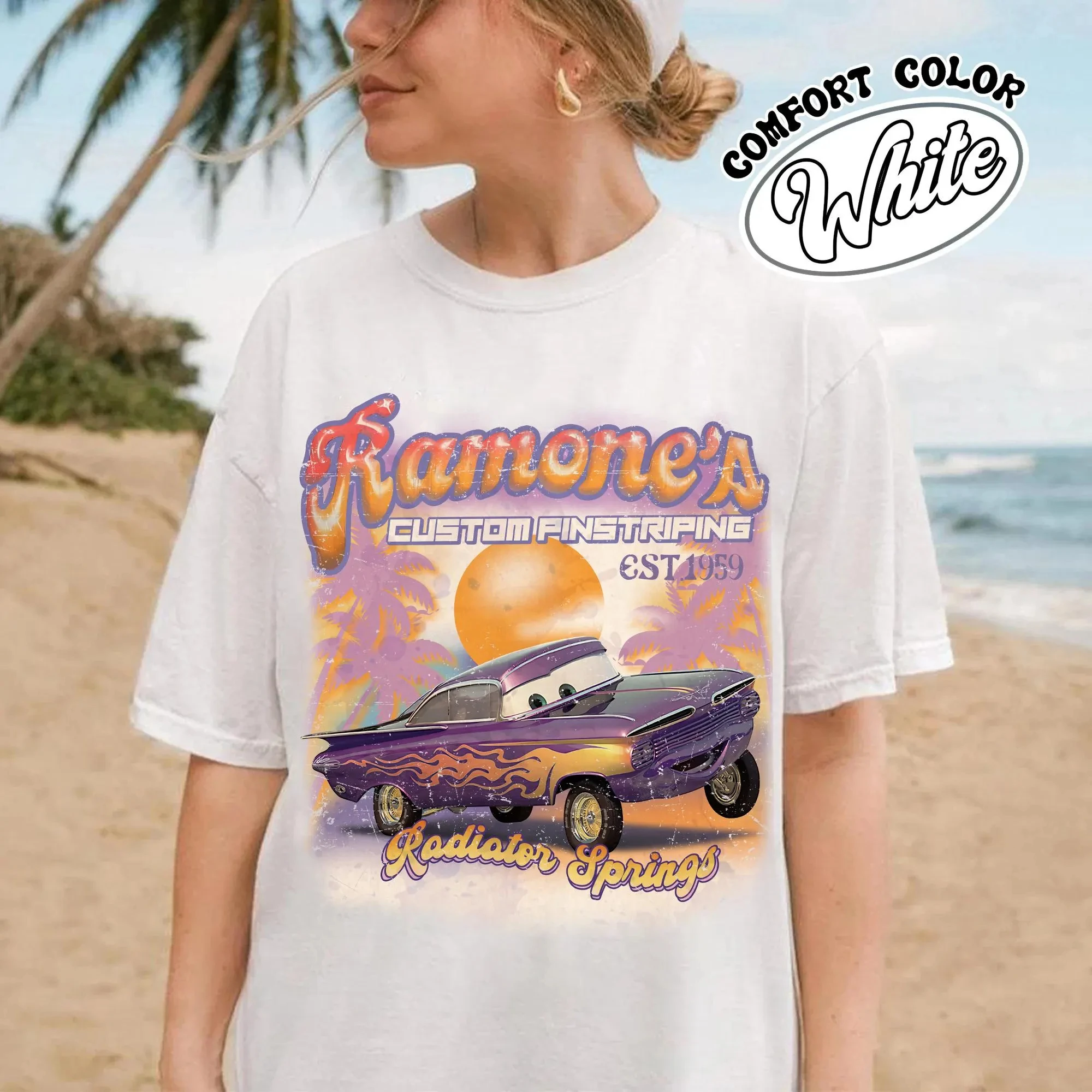 

Disney/Pixar Cars Ramone Radiator Springs Ретро футболка 90-х годов Disney Cars McQueen Рубашка Диснейленд Семейная рубашка Magic Kingdom Trip