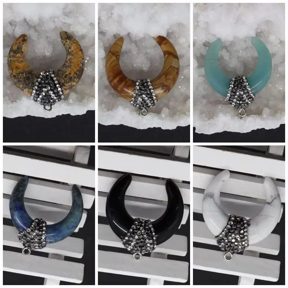 

1 Pc Natural Stone Crescent Shape Pendants Polished Lapis Lazuli Black Agate Inlaid White And Black Rhinestone Design Charms