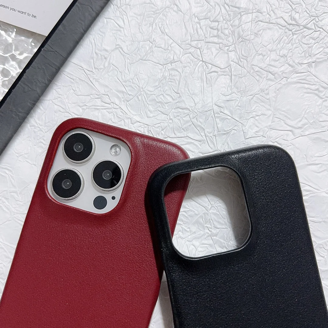 Spersonalizowane etui z imieniem, plecionym łańcuszkiem, kwiatem i twardą skórą PU na iPhone 16 15 14, pokrowiec na telefon 13 12 11 Pro, odporne na wstrząsy etui na tył telefonu Funda — zdjęcie produktu 4