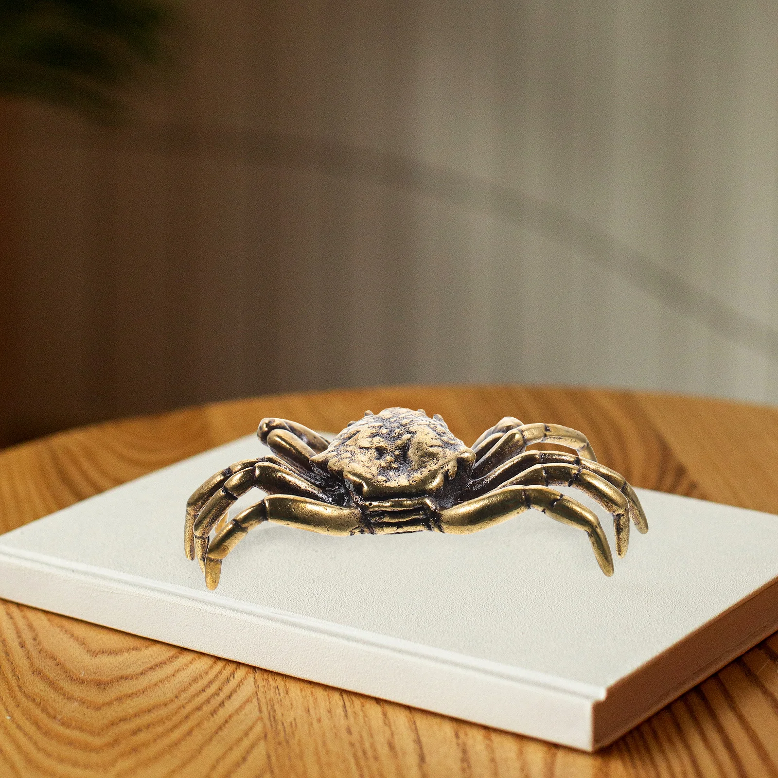 

Brass Vintage Crab Ornament Retro Style Desktop Decor Brass Crab Adornment for Home Office Table Table Display