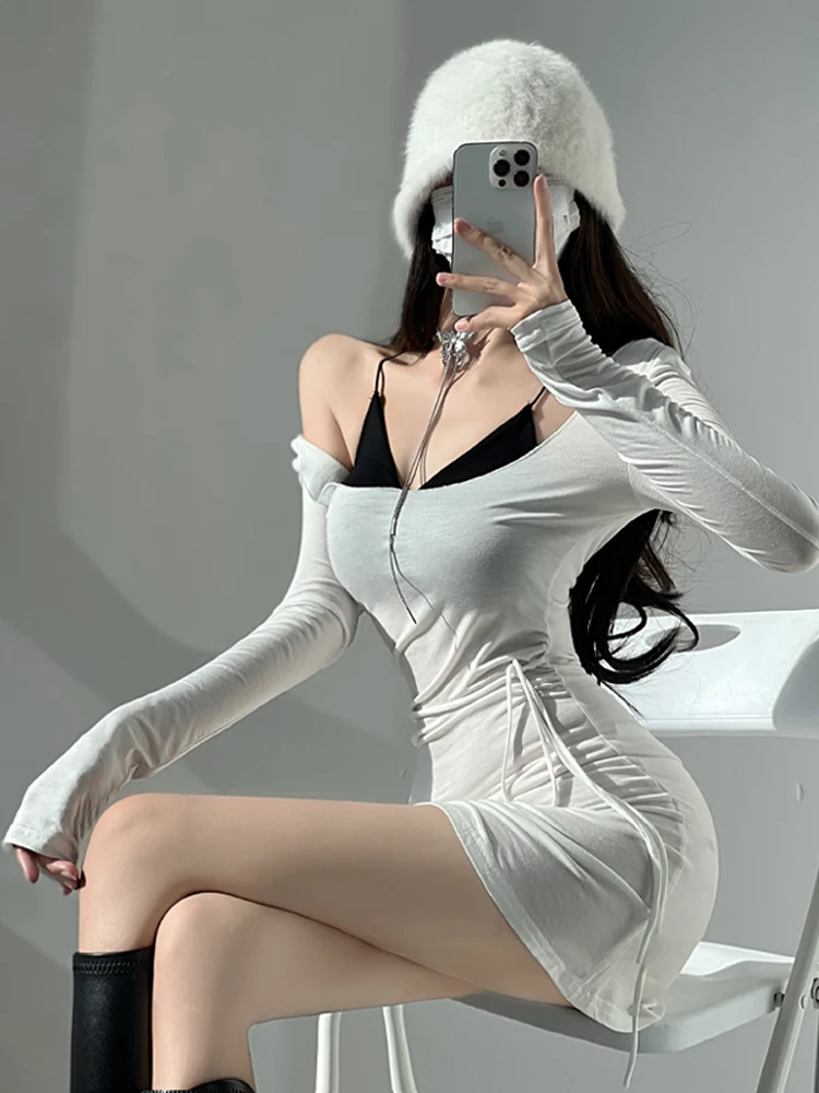 Sexy Slim Fit Long Sleeve T-Shirt Women's Mid-Length U-Neck Two-Piece Set Butt Covering Top for Spring Season
