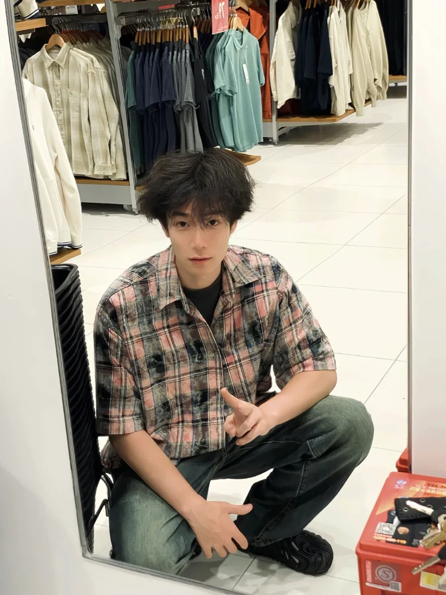 

Retro American Vintage Faded Ruffle Casual Loose ort Sve irt Men Women Summer Thin Five Sve Striped Flip Collar