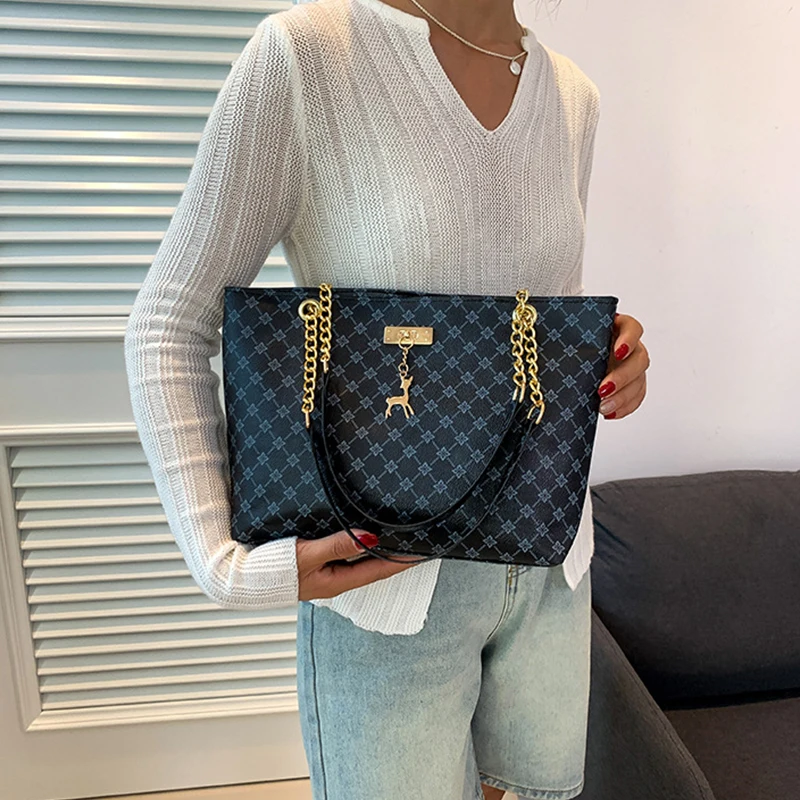 Neue Presbyopia-Handtasche mit Textur, weichem Leder, großem Fassungsvermögen, Tragetasche für Damen mit hängenden Accessoires, Schultertasche – Detail 9