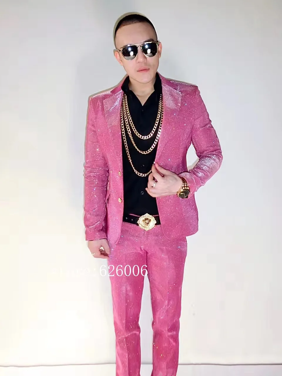 ใหม่ผู้ชายแฟชั่นสีชมพูชุดเครื่องแต่งกายไนท์คลับชายนักร้องดีเจนักเต้นพรรคแสดงสวมใส่