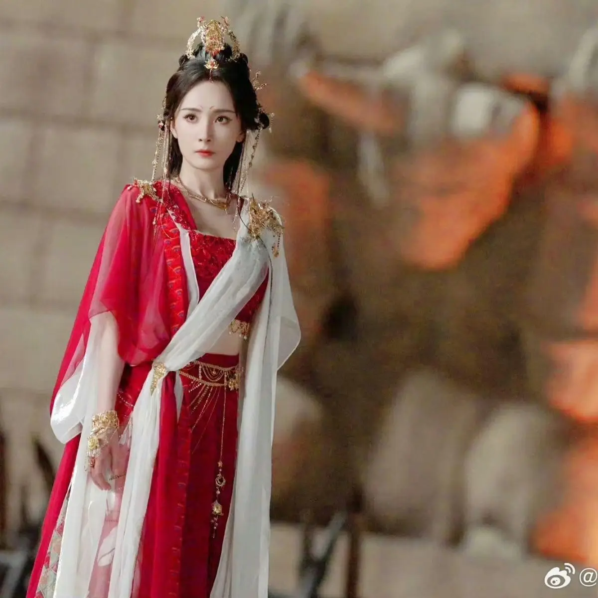 Fox Demon Little Red Lady Yang Mi's Same Style Western Regions Flying Sky Spring/Summer Super Immortal Performance Costume