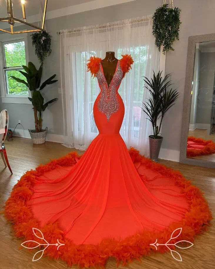 

Orange Long Sparkly Mermaid Evening Ceremony Party Dresses for Black Girl 2024 Crystal Feather Prom Birthday Formal Gala Dress