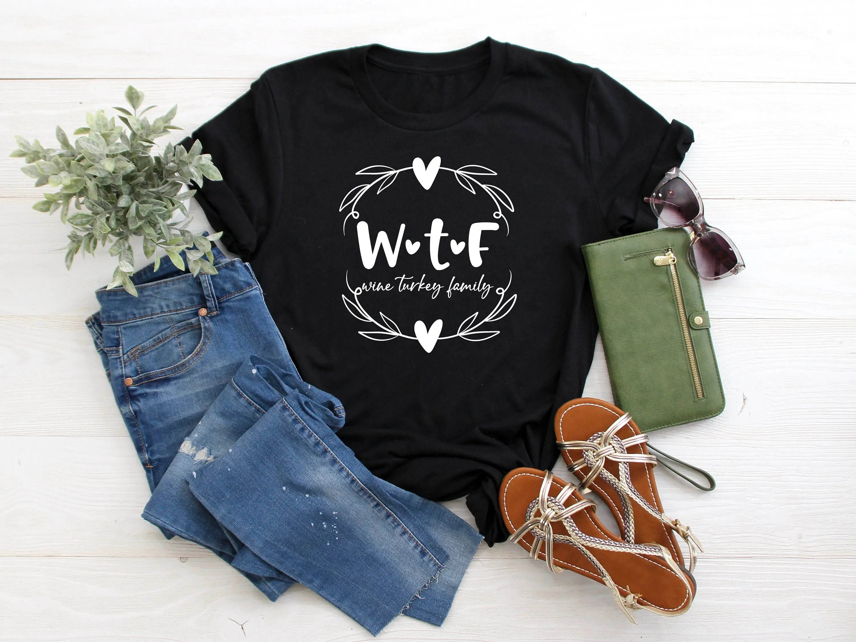 Camiseta familiar de Acción de Gracias con diseño de vino y pavo para la cena de otoño
