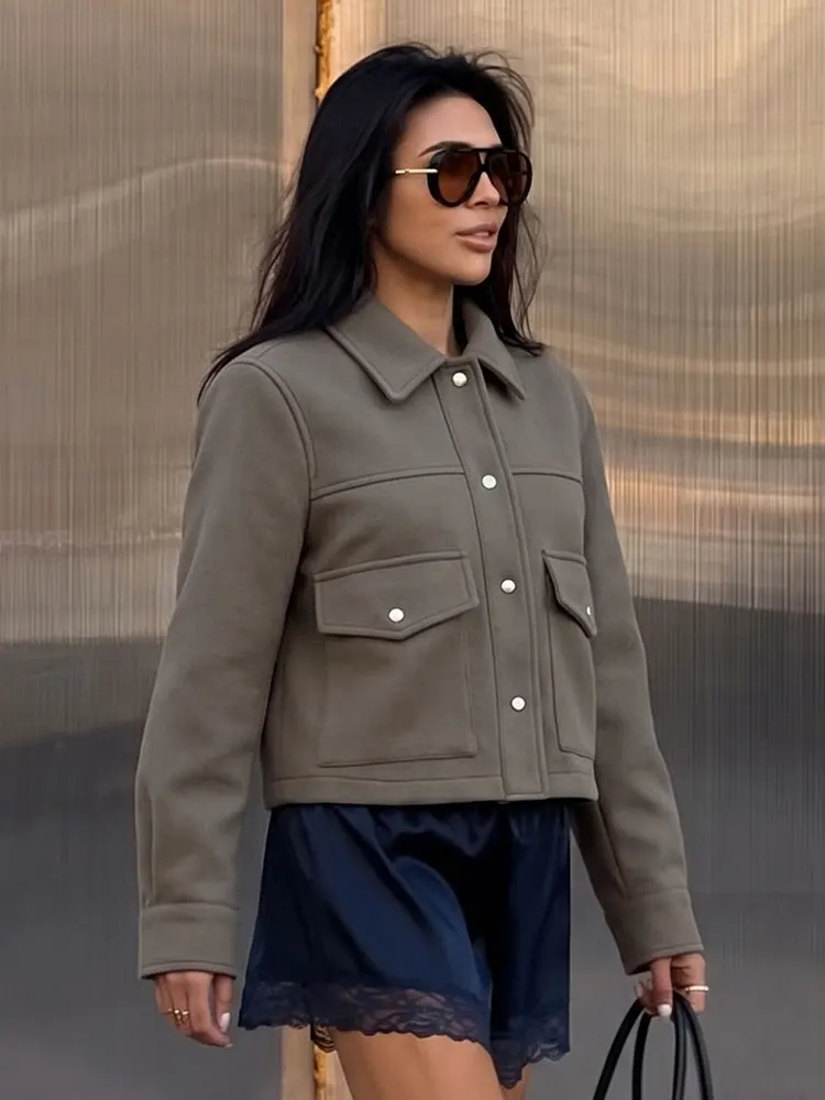 

HH Minimalist Womens Cropped Turndown Collar Jacket Front Pockets Button for Office Outwear Business Casual Weekend Party Coat